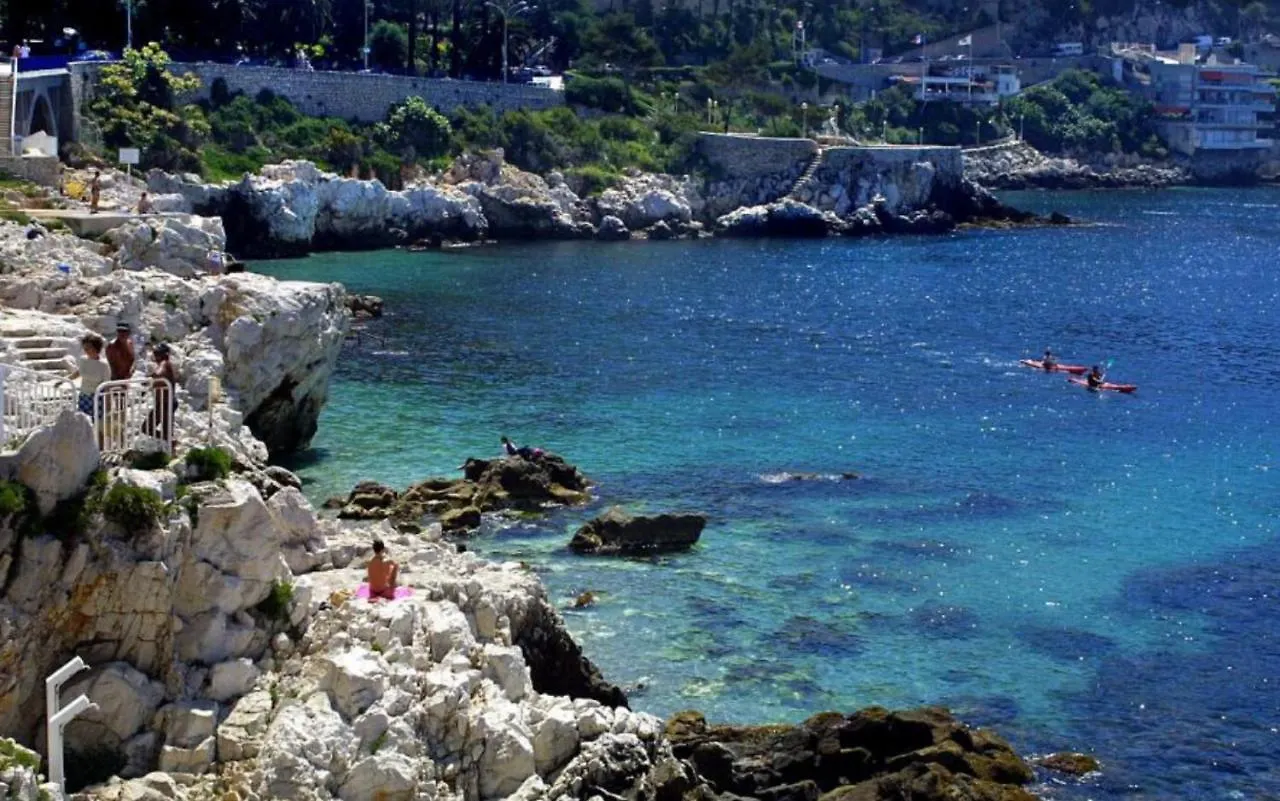Calme Et Cosy Appart Proche Plage Quartier Port Nice Lägenhet